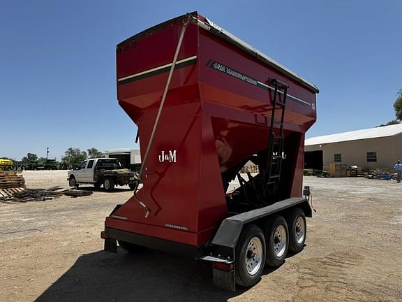 Image of J&M Speed Tender 375  equipment image 4