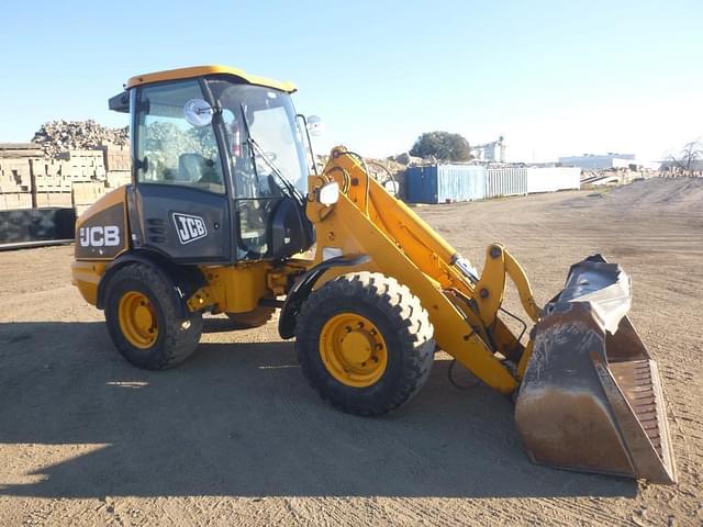 Image of JCB 406 equipment image 1