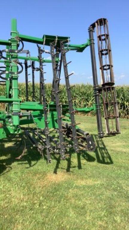 Image of John Deere 2210 equipment image 4