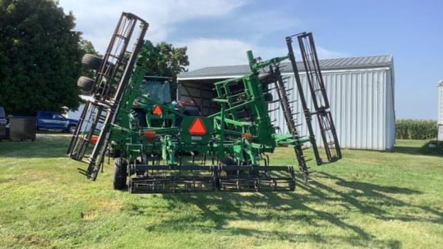 Image of John Deere 2210 equipment image 1