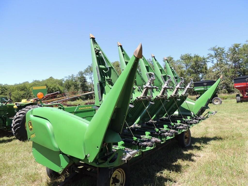 Image of John Deere 606C Primary image