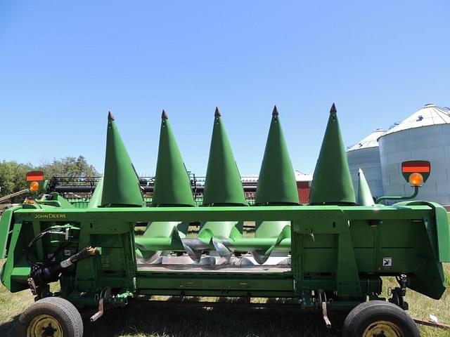Image of John Deere 606C equipment image 3