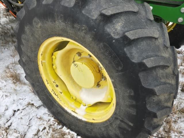 Image of John Deere 6130D equipment image 3