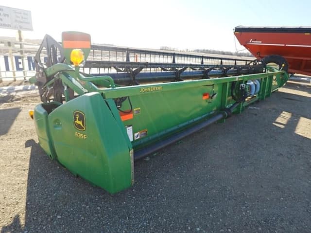 Image of John Deere 635F equipment image 1