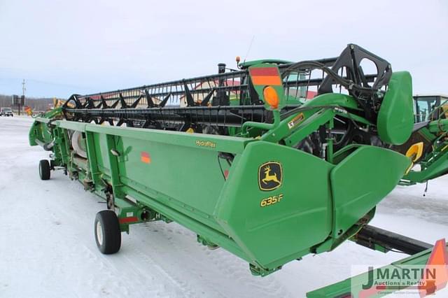 Image of John Deere 635F equipment image 2