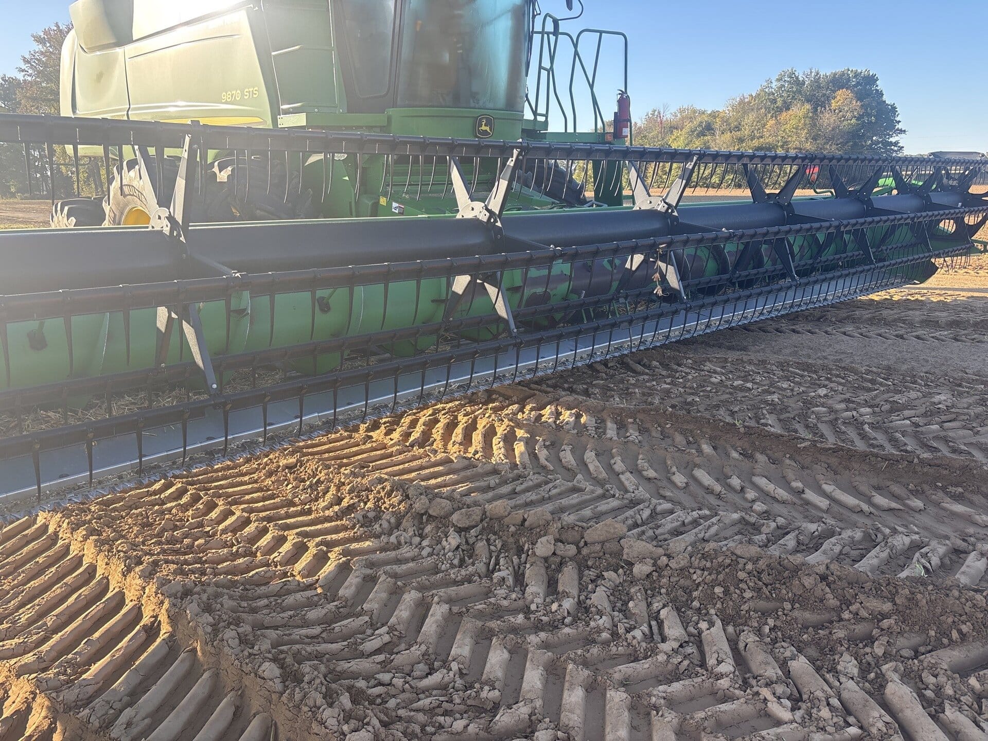 2011 John Deere 635F Equipment Image0