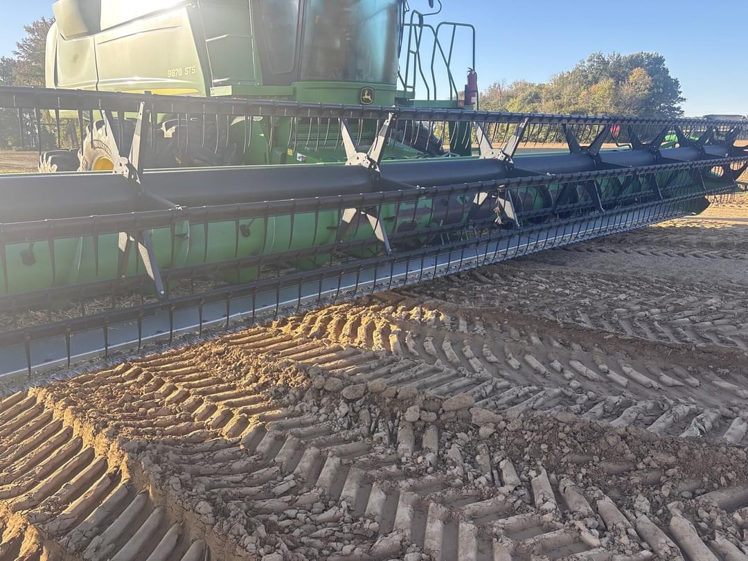 Image of John Deere 635F Primary image