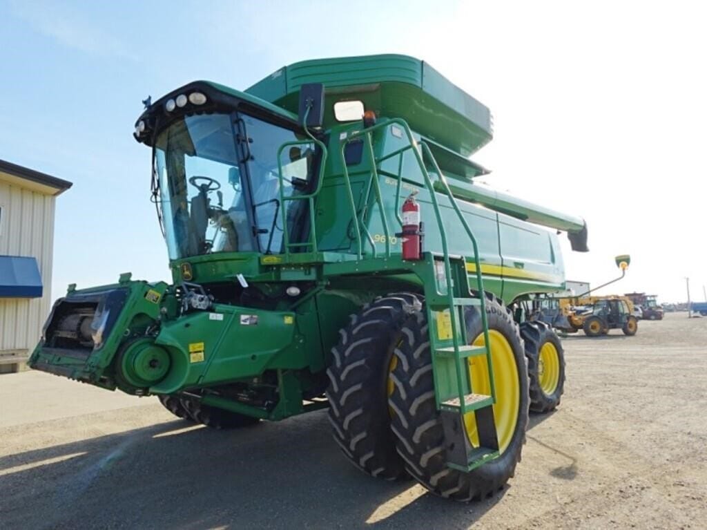 John Deere 9670 STS Equipment Image0