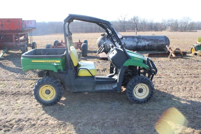 Image of John Deere XUV 550 equipment image 4