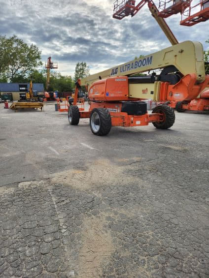 Image of JLG 1250AJP equipment image 3