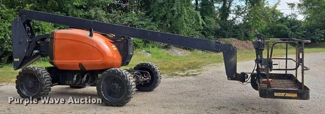 Image of JLG 600A equipment image 3