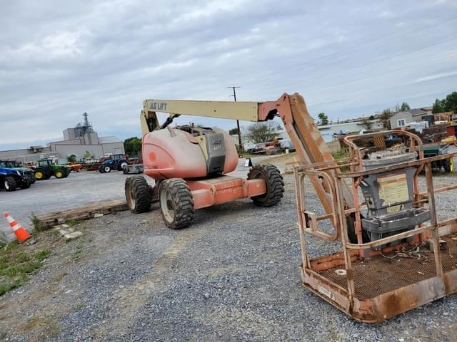 Image of JLG 600AJ equipment image 2