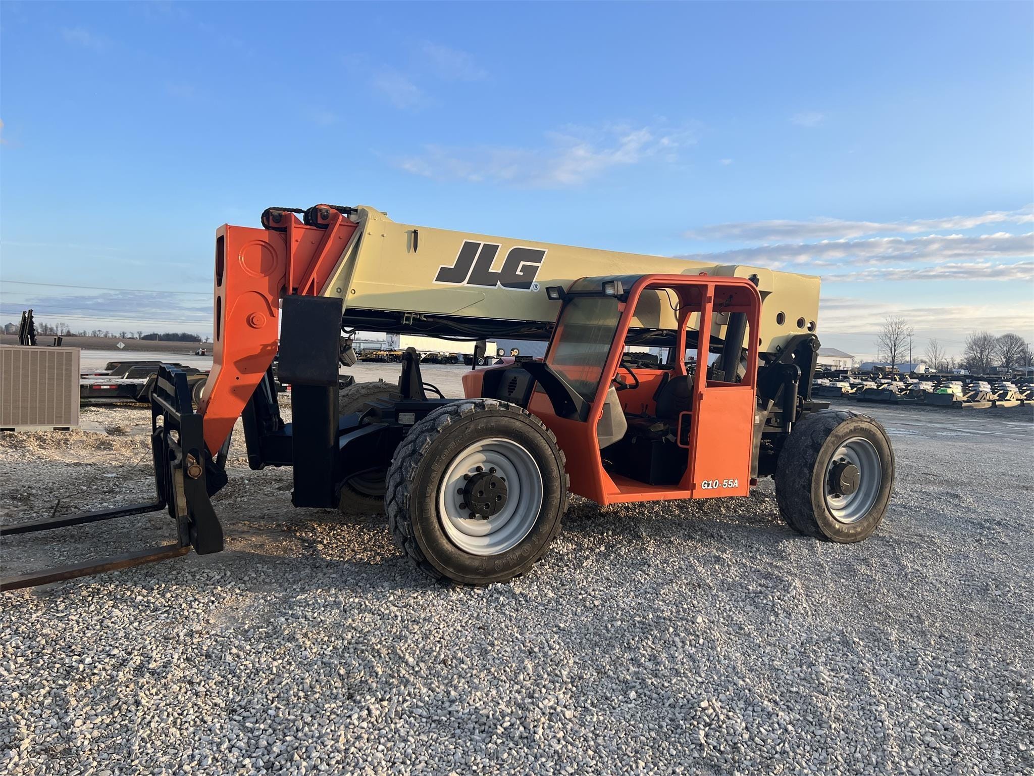 2011 JLG G10-55A Equipment Image0