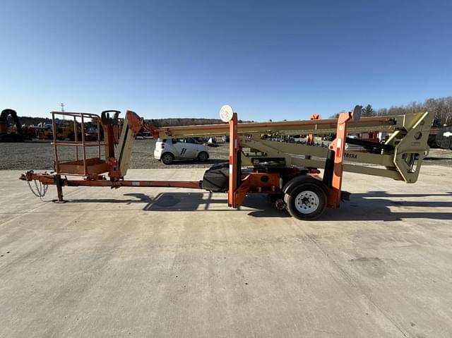 Image of JLG T500J equipment image 1