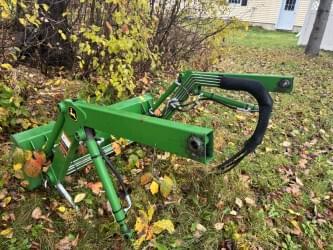 Image of John Deere 1023E equipment image 2