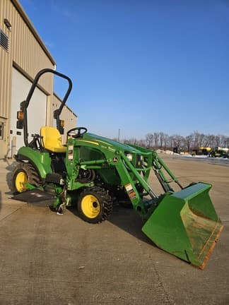 Image of John Deere 1023E equipment image 1