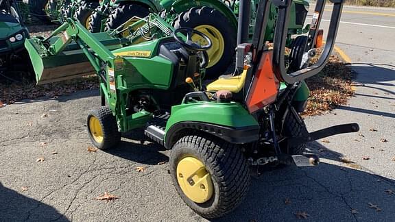 Image of John Deere 1023E equipment image 2