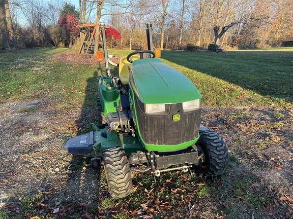 Image of John Deere 1023E equipment image 1