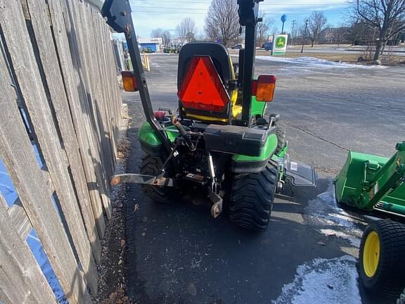 Image of John Deere 1026R equipment image 2