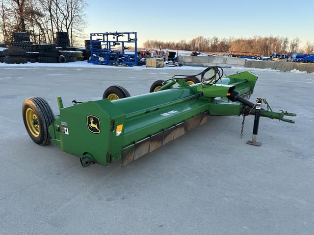 Image of John Deere 115 equipment image 1