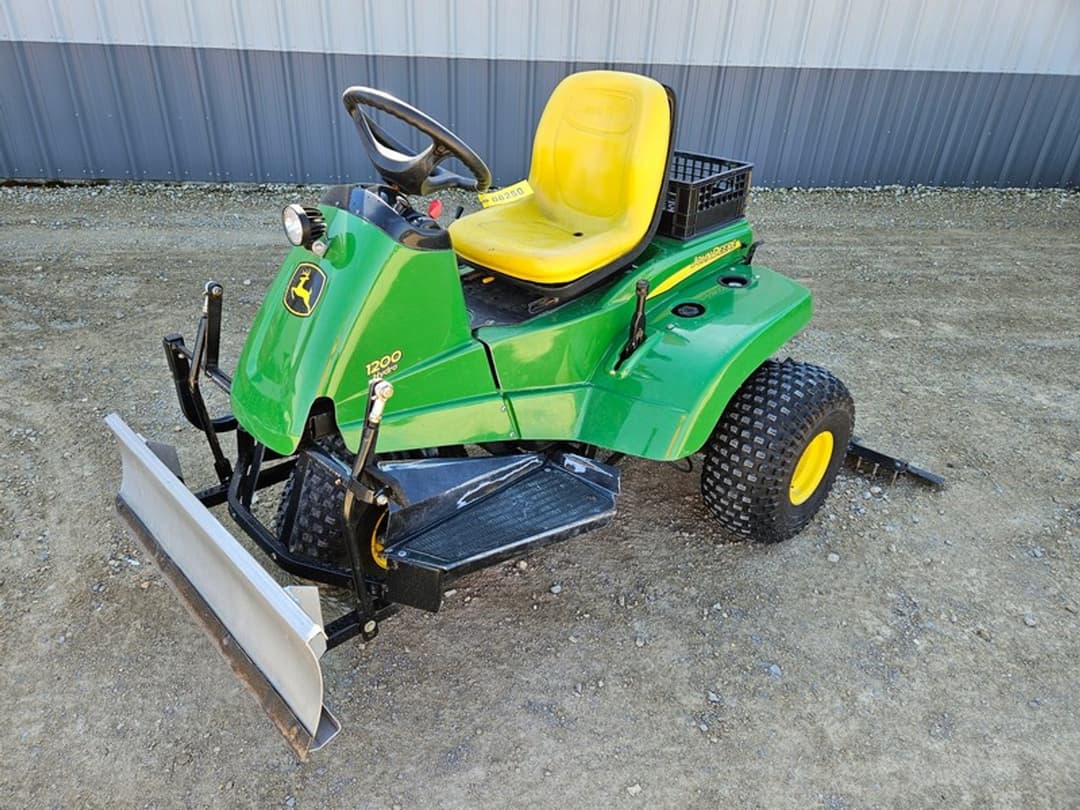 Image of John Deere 1200H Primary image