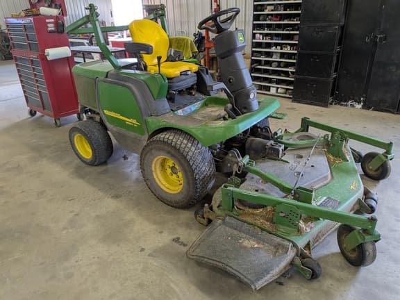 Image of John Deere 1545 equipment image 1