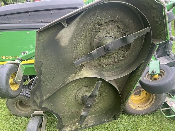 Image of John Deere 1600 Turbo II equipment image 1