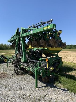 2012 John Deere 1720 Equipment Image0