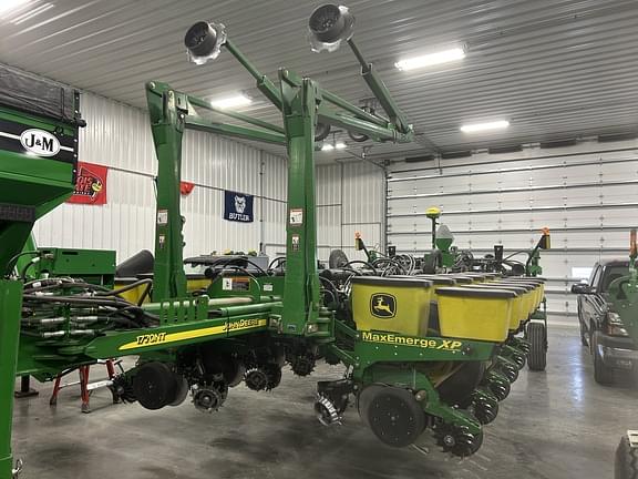 Image of John Deere 1770 Primary image