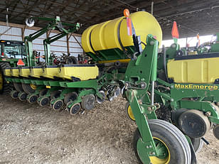 Main image John Deere 1770 4