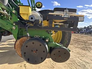 Main image John Deere 1770 10