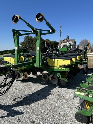 2011 John Deere 1770 Equipment Image0