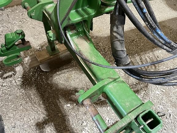 Image of John Deere 1770 equipment image 1