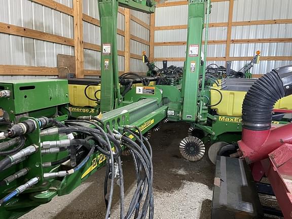 Image of John Deere 1770 Primary image
