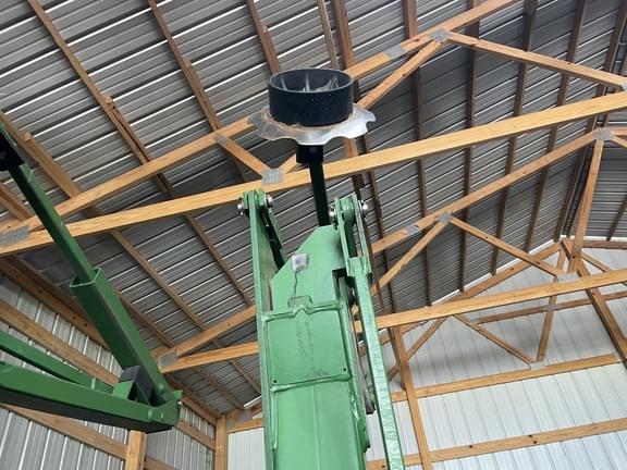 Image of John Deere 1770 equipment image 3