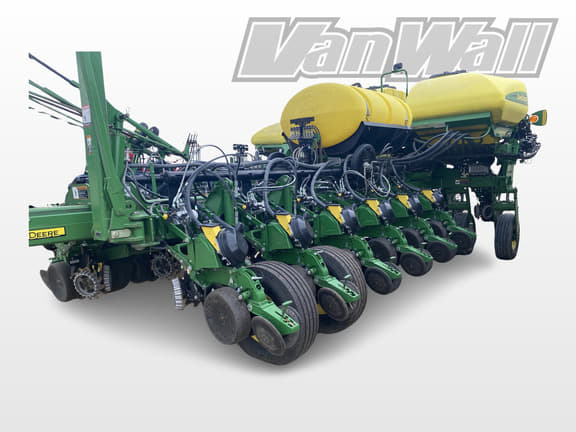 Image of John Deere 1770 Primary image