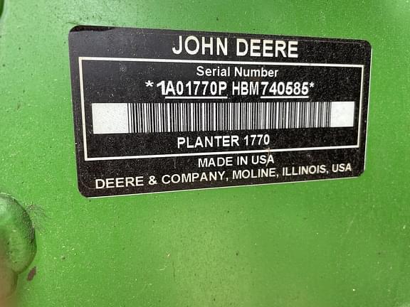 Image of John Deere 1770 equipment image 2