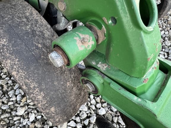 Image of John Deere 1770 equipment image 4