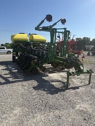 Image of John Deere 1770 Primary image