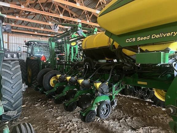 Image of John Deere 1770 Image 0