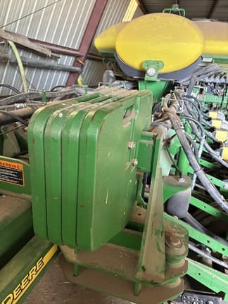 Image of John Deere 1770 equipment image 3