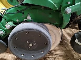 Main image John Deere 1770 11