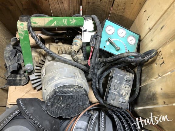 Image of John Deere 1770 equipment image 2