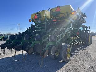 Main image John Deere 1790 13