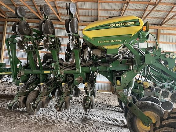 Image of John Deere 1790 Primary image