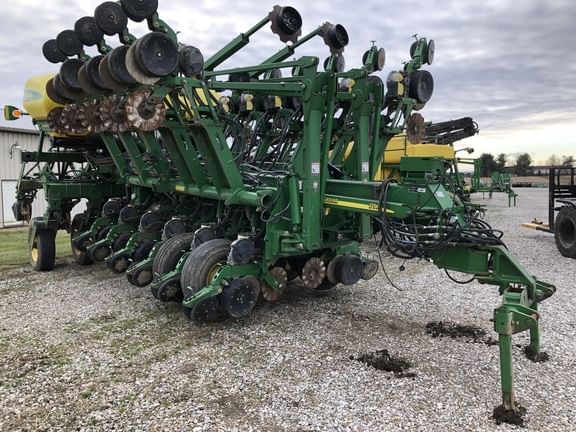 Main image John Deere 1790