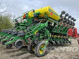 Main image John Deere 1790 7