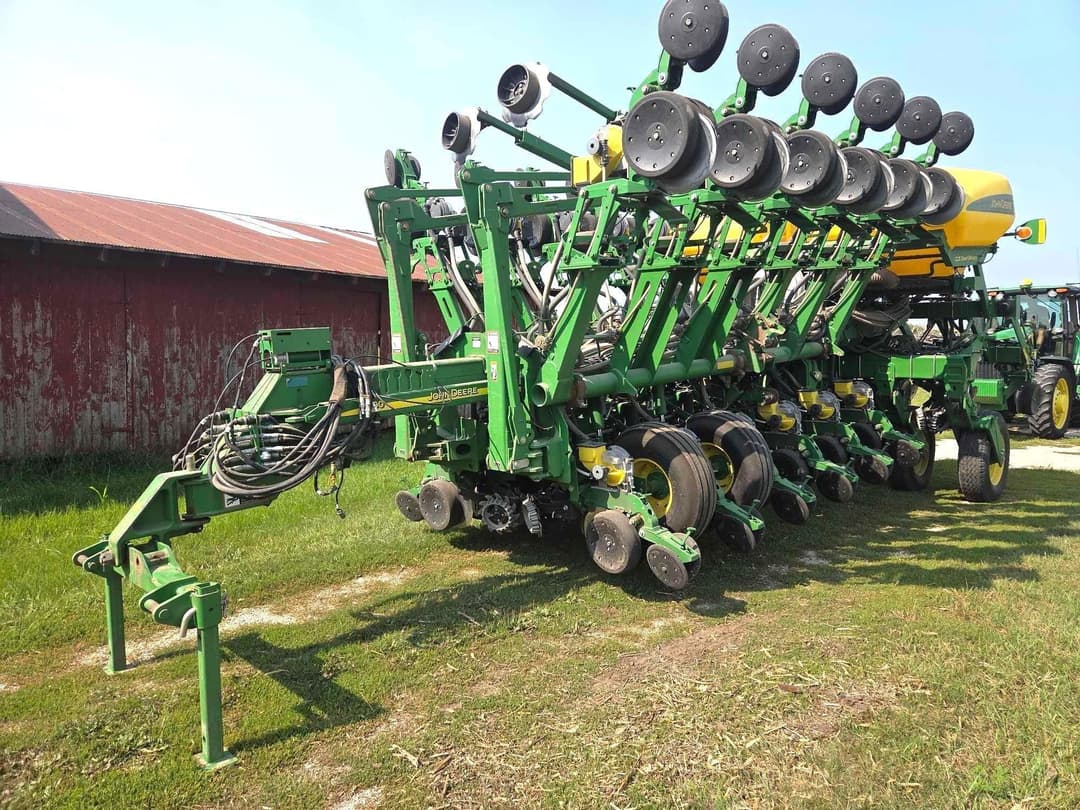 Image of John Deere 1790 Primary image
