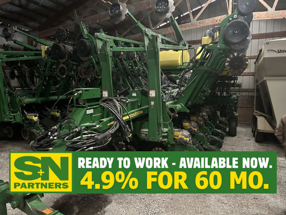 2011 John Deere 1790 Equipment Image0