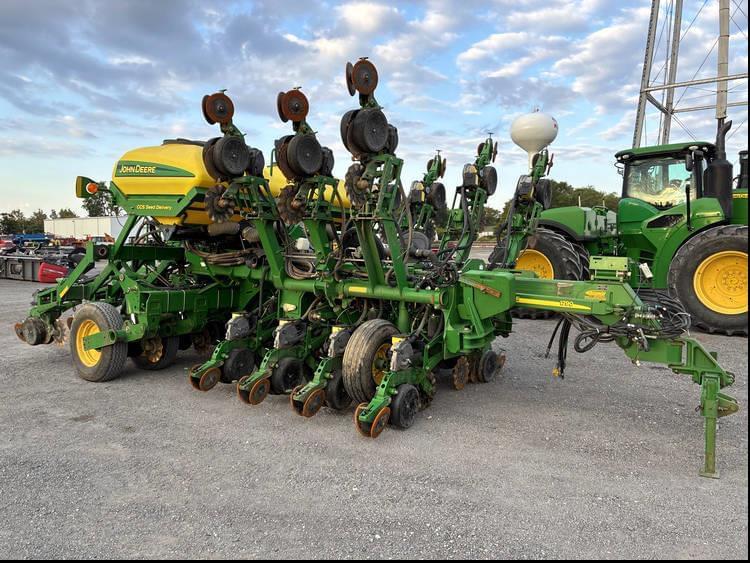 Image of John Deere 1790 Primary image